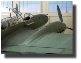 Messerschmitt Bf110 C. Scratch built in metal by Rojas Bazán. 1:15 scale. Hangar diorama.
