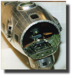 Boeing B-17 G. Bendix chin turret. Scratch built in metal by Rojas Bazán. 1:15 scale. Boeing B-17 G. Bendix chin turret. Scratch built in metal by Rojas Bazán. 1:15 scale.