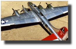 Boeing B-17 G. Scratch built in metal by Rojas Bazán. 1:15 scale. Boeing B-17 G. Scratch built in metal by Rojas Bazán. 1:15 scale.