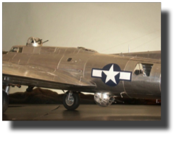 Boeing B-17 G. Scratch built in metal by Rojas Bazán. 1:15 scale. Boeing B-17 G. Scratch built in metal by Rojas Bazán. 1:15 scale.