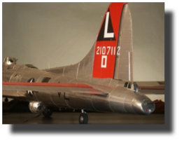 Boeing B-17 G. Scratch built in metal by Rojas Bazán. 1:15 scale. Boeing B-17 G. Scratch built in metal by Rojas Bazán. 1:15 scale.