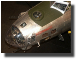 Boeing B-17 G. Scratch built in metal by Rojas Bazán. 1:15 scale. Boeing B-17 G. Scratch built in metal by Rojas Bazán. 1:15 scale.