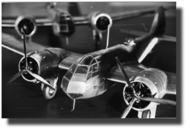 Bristol Blenheim MkI (two models). Scratch built in metal by Guillermo Rojas Bazán. Scale 1:24. Made in 1988. Bristol Blenheim MkI (two models). Scratch built in metal by Guillermo Rojas Bazán. Scale 1:24. Made in 1988.