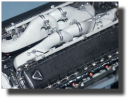 Allison V-1710-33 engine details. Scratch built in metal by Rojas Bazán. 1:15 scale. Allison V-1710-33 engine details. Scratch built in metal by Rojas Bazán. 1:15 scale.