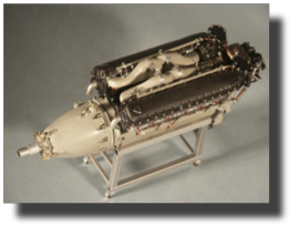 Allison V-1710-33. Scratch built in metal by Rojas Bazán. 1:15 scale. Allison V-1710-33. Scratch built in metal by Rojas Bazán. 1:15 scale.