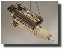 Allison V-1710-33. Scratch built in metal by Rojas Bazán. 1:15 scale. Allison V-1710-33. Scratch built in metal by Rojas Bazán. 1:15 scale.