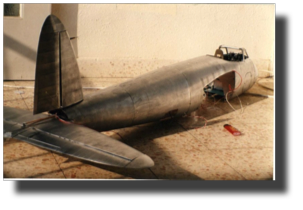 de Havilland Mosquito. Scratch built by Rojas Bazán. 1:10 scale. de Havilland Mosquito. Scratch built by Rojas Bazán. 1:10 scale.