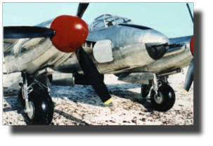 de Havilland Mosquito. Scratch built by Rojas Bazán. 1:10 scale. de Havilland Mosquito. Scratch built by Rojas Bazán. 1:10 scale.
