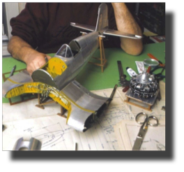 F4U-1 Corsair under construction. Scratch built in metal by Rojas Bazán. Scale 1:15. Engineering model. F4U-1 Corsair under construction. Scratch built in metal by Rojas Bazán. Scale 1:15. Engineering model.
