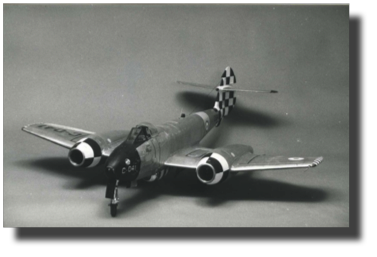 Gloster Meteor Mk IV. Scratch built in metal by Guillermo Rojas Bazán. Scale 1:24. Made in 1986. Gloster Meteor Mk IV. Scratch built in metal by Guillermo Rojas Bazán. Scale 1:24. Made in 1986.