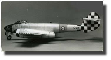 Gloster Meteor Mk IV. Scratch built in metal by Guillermo Rojas Bazán. Scale 1:24. Made in 1986. Gloster Meteor Mk IV. Scratch built in metal by Guillermo Rojas Bazán. Scale 1:24. Made in 1986.