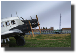 Junkers G24. Tempelhof 1926 diorama. Scratch built in metal by Rojas Bazán. 1:15 scale. Junkers G24. Tempelhof 1926 diorama. Scratch built in metal by Rojas Bazán. 1:15 scale.