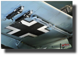 Junkers Ju 87 B-1. Underwing ETC 50 racks. Scratch built in metal by Rojas Bazán. 1:16 scale. Junkers Ju 87 B-1. Underwing ETC 50 racks. Scratch built in metal by Rojas Bazán. 1:16 scale.