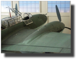 Messerschmitt Bf110 C. Scratch built in metal by Rojas Bazán. 1:15 scale. Hangar diorama. Messerschmitt Bf110 C. Scratch built in metal by Rojas Bazán. 1:15 scale. Hangar diorama.