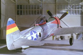 Republic P-47 Thunderbolt. Scratch built in metal by Rojas Bazán. 1:15 scale. Republic P-47 Thunderbolt. Scratch built in metal by Rojas Bazán. 1:15 scale.