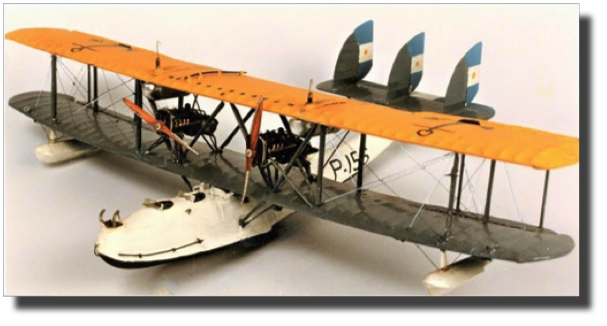 Supermarine Southampton. 1:40 scale. Scratch built in aluminum and fabric by Guillermo Rojas Bazán. Made in 1983. Museo Naval de la Nación, Tigre, Argentina.